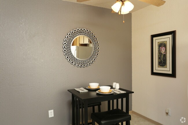 2HAB, 1BA - 795&nbsp;ft² Comedor - River Terrace
