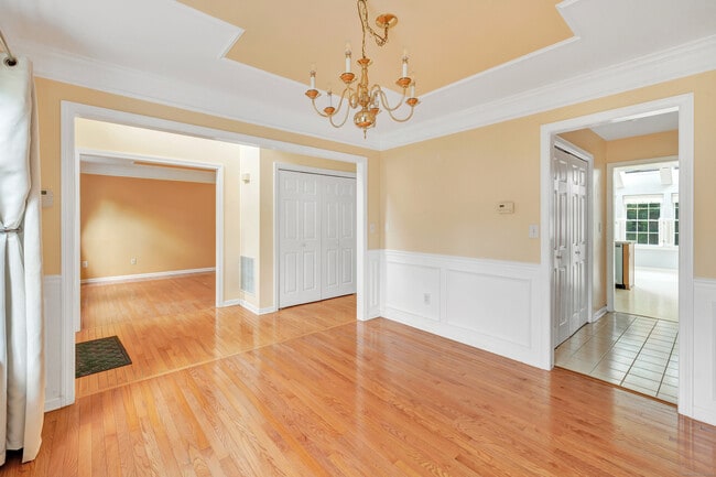 Photo - 9 Milford Hunt Ln