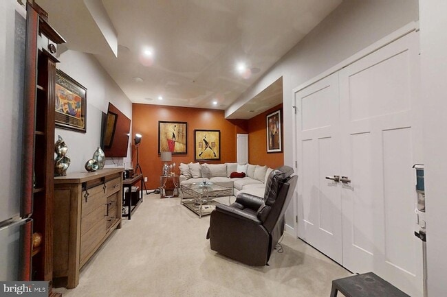 Photo - 950 Mississippi Ave SE