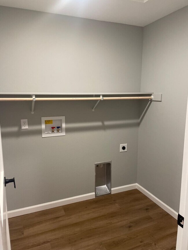 Photo - 2506 Landmark Dr Unit 2506