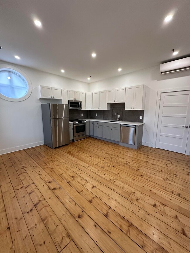 Photo - 4 Elliot St Unit 11