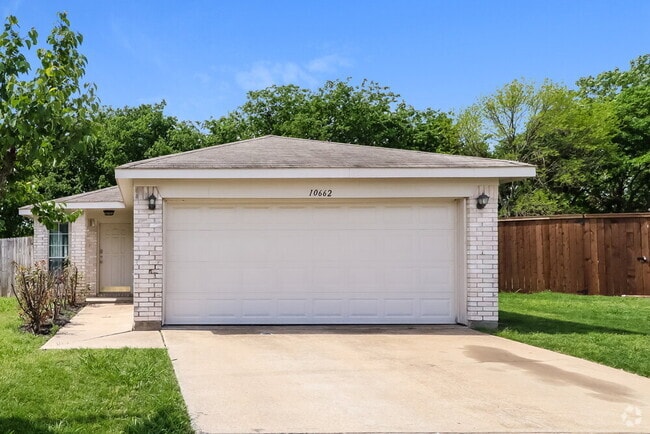 Building Photo - 10662 Flamewood Dr Rental