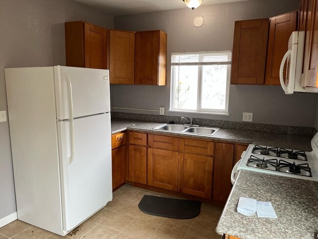 Photo - 1717 Sutter St