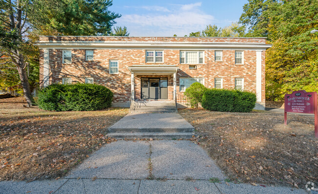 Building Photo - 191 High Street Rental