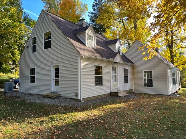 Photo - 16152 Glen Rd