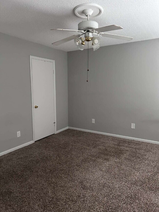 Photo - 4770 Champion Ct