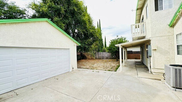 Photo - 1843 Lancewood Ave
