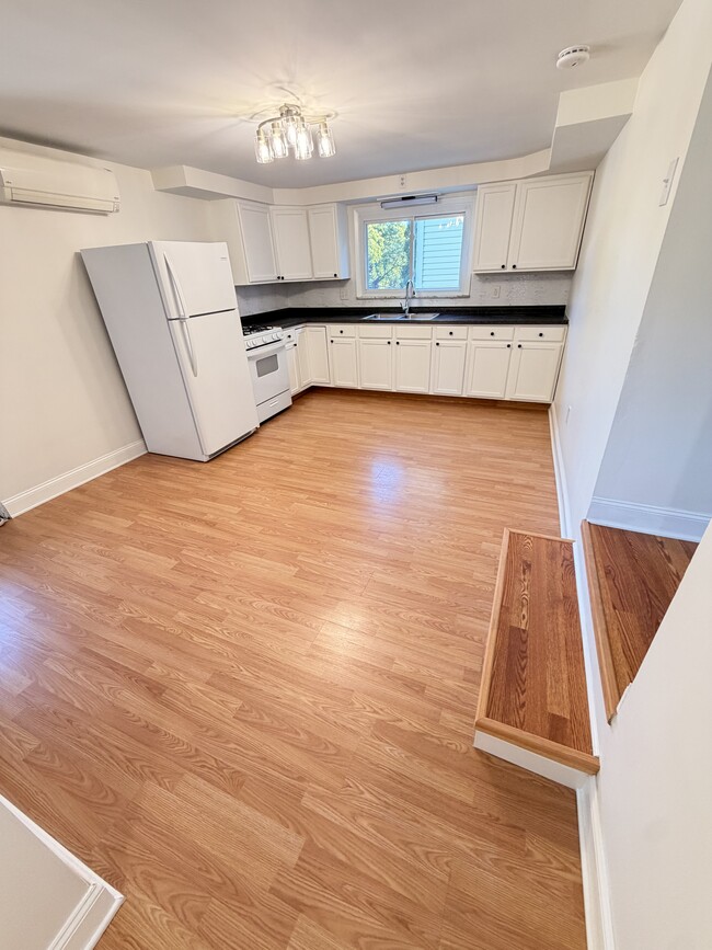 Photo - 311 Chestnut St Unit Apartment for Rent