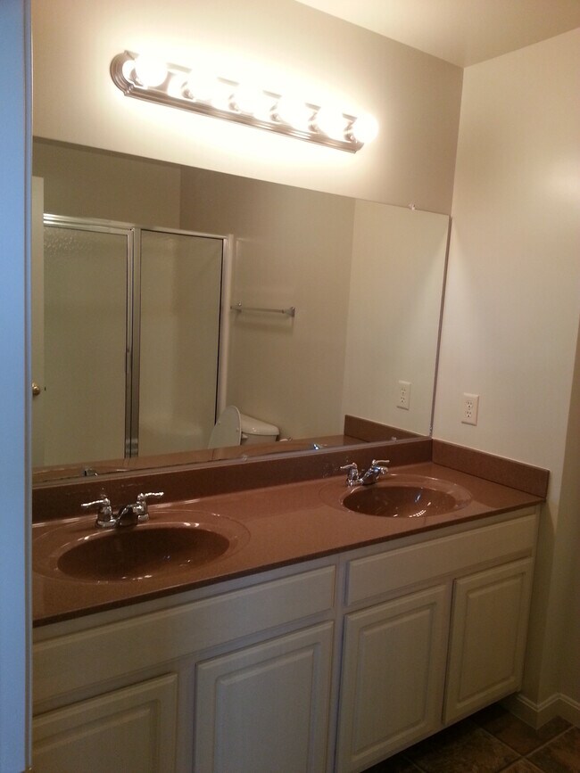 Photo - 269 Thrush Drive