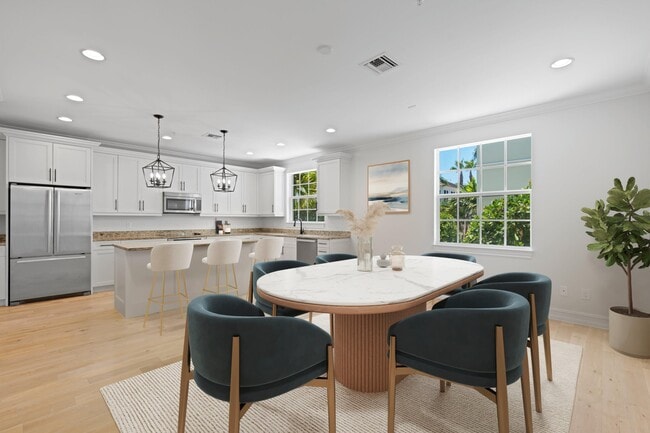 Photo - 135 N Cannery Row Cir