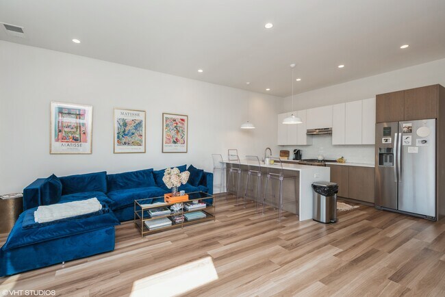 Photo - 1553 N Wells St