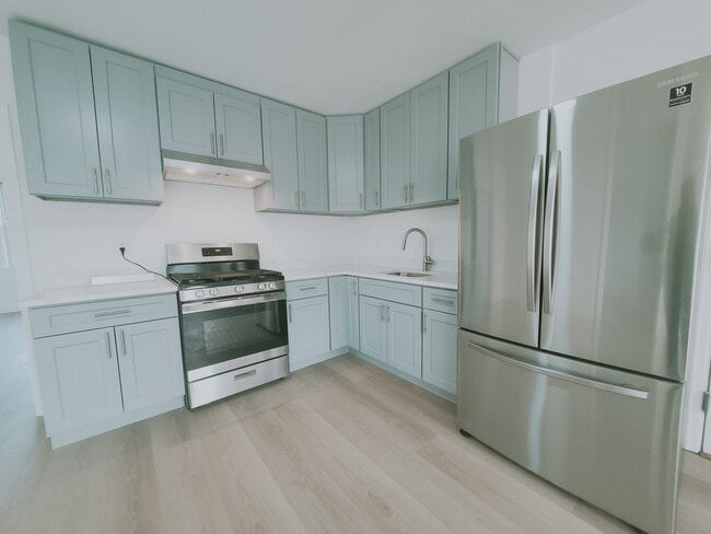 Photo - 23 Madison Pl