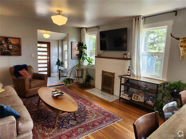 Building Photo - 2073 S Franklin St Rental