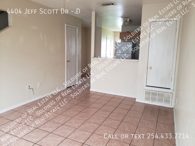 Photo - 4404 Jeff Scott Dr Unit D