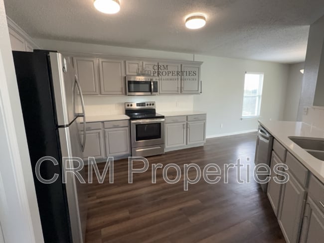 Photo - 10333 Lee Stewart Ln