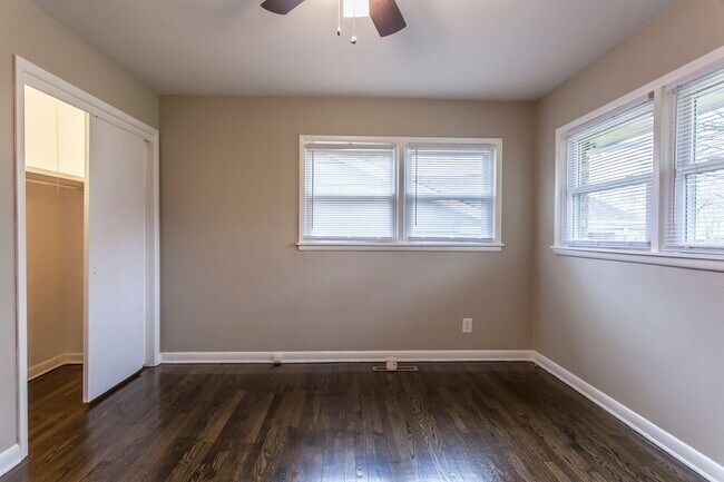 Photo - Gorgeous 3 Bedroom Home located near the new HYVEE!