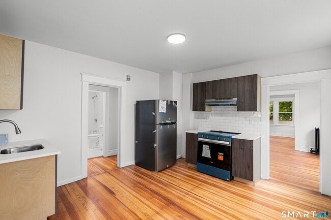 Photo - 37 Gridley St Unit 1