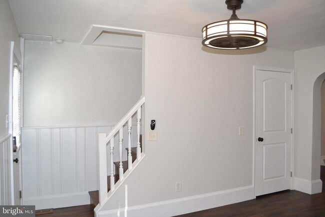 Photo - 123 S Matlack St