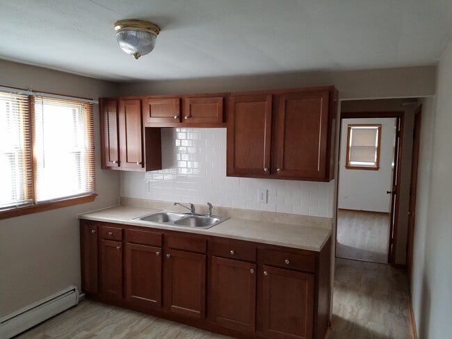 Photo - 946 Randolph Ave