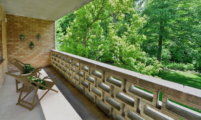 Marchwood Apartment Homes