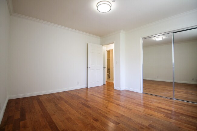 Photo - La Camdenada Apartments