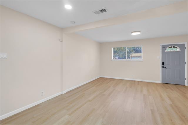 Photo - 2210 Sycamore Dr