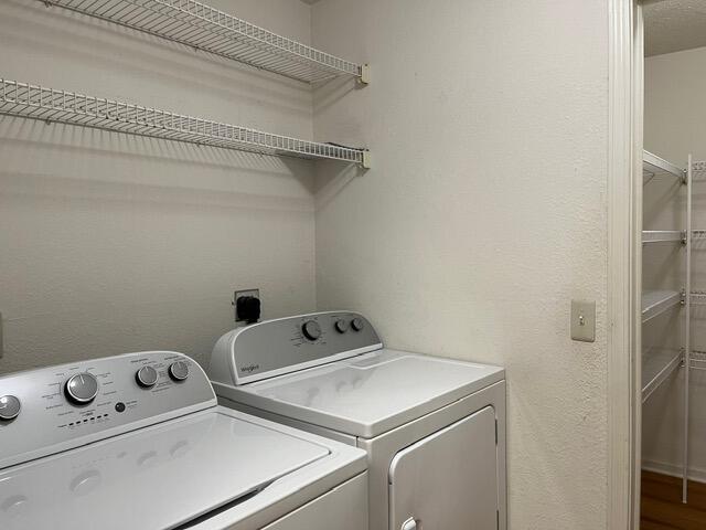 Photo - 1755 Weatherstone Dr