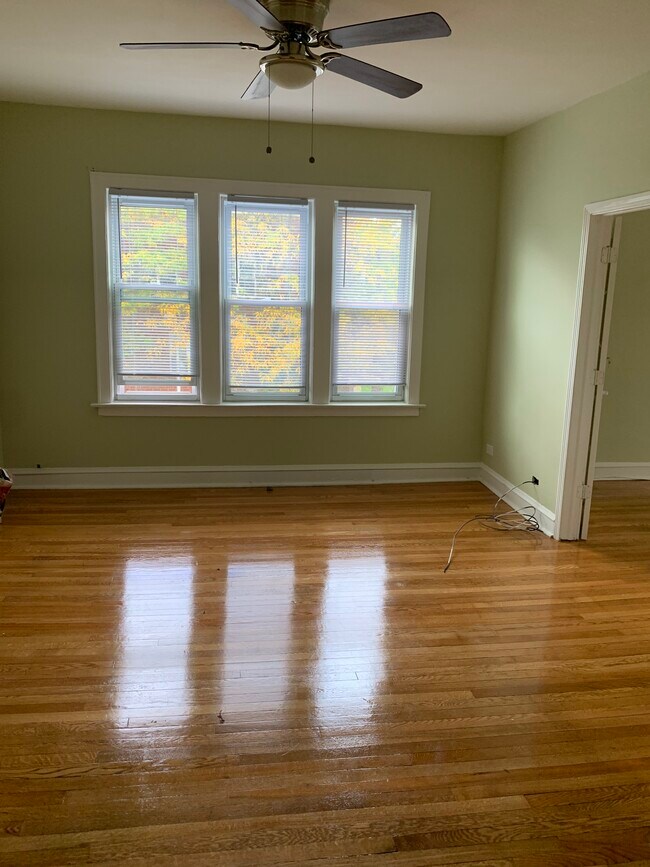 Photo - 3600 N Lamon Ave Unit 2