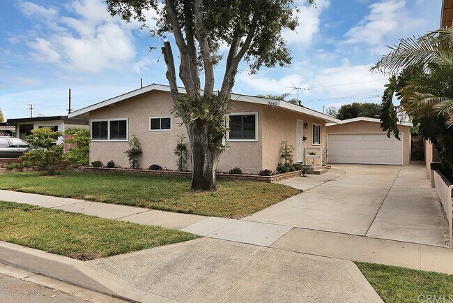 Photo - 3640 Albury Ave House