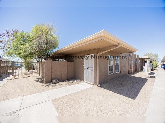 Building Photo - 925 W Peoria Ave Unit Apartment 29