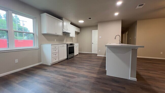 Photo - 3705 Elkhart Ave
