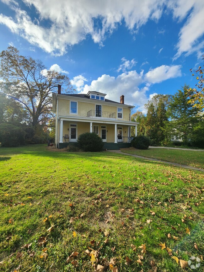 Building Photo - 3612 Hawthorne Ave Rental