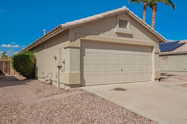 Photo - Charming 3 bed in Glendale!