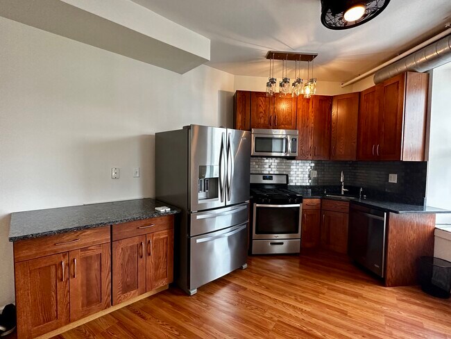 Photo - 1733 Ridge Ave Unidad R3