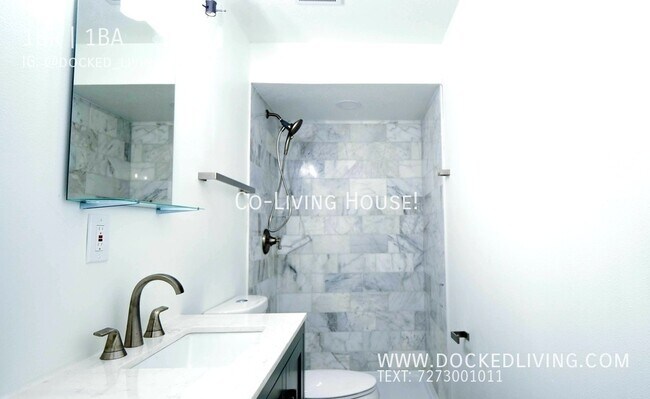 Photo - Affordable Private Room + Bath Unit 5 Moscow