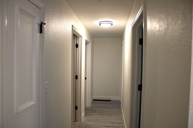 Photo - Spacious 4 Bedrooms and 2.5 bath FULLY REN...