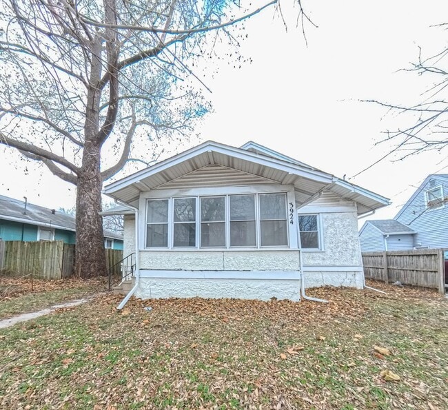 Building Photo - Adorable 3 Bedroom 1 Bath Ranch Style Home