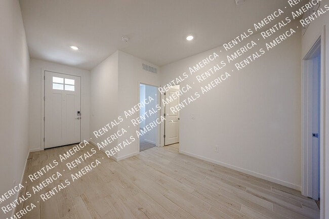 Photo - 15940 W Gray Fox Trl