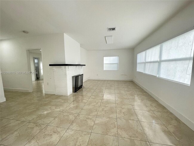 Photo - 1322 SE 1st Ave