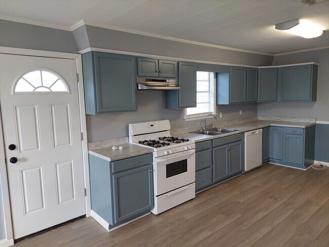 Cocina - 143 Dandurand Rd