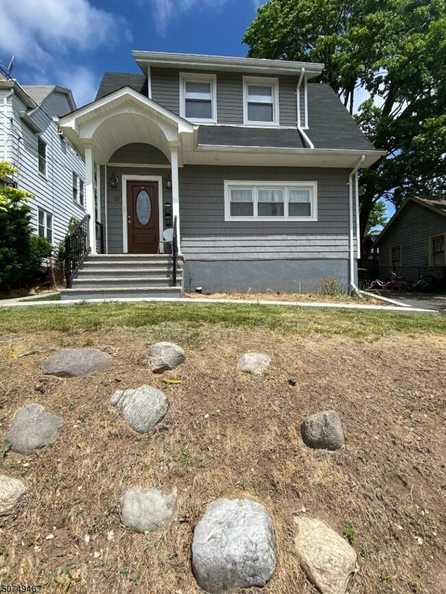Building Photo - 23 Walnut Terrace