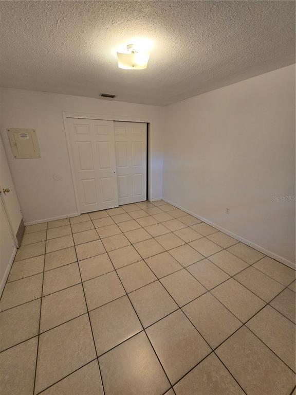 Photo - 1414 N Saturn Ave