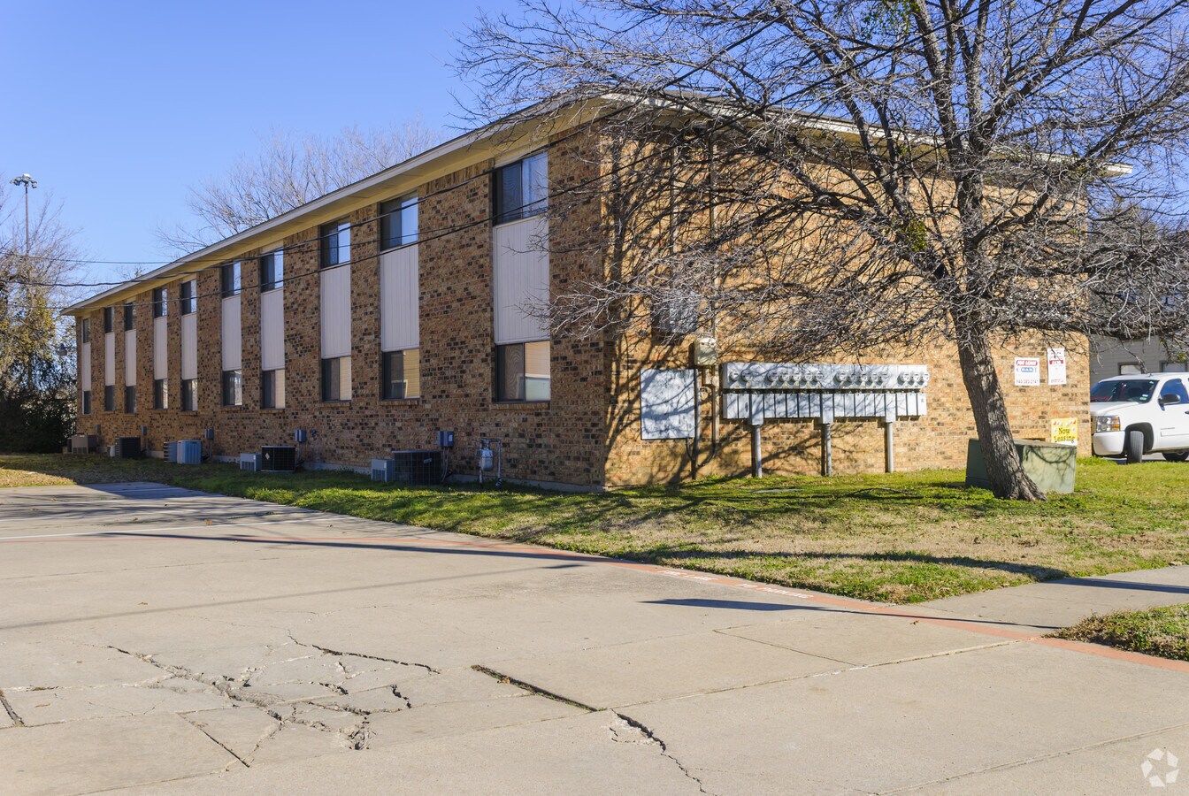 Photo - 1000 W Prairie St