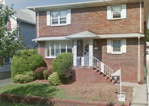Photo - 285 Livingston Ave Apartamentos Unidad Two family