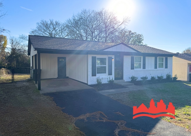 Photo - 271 W Levi Rd