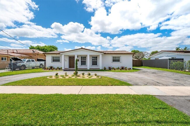 Photo - 9270 SW 15th St Casa