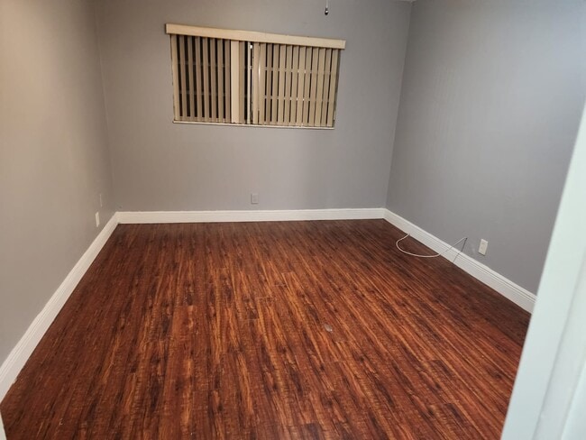 Building Photo - 2040 NW 81st Ave Unit 116