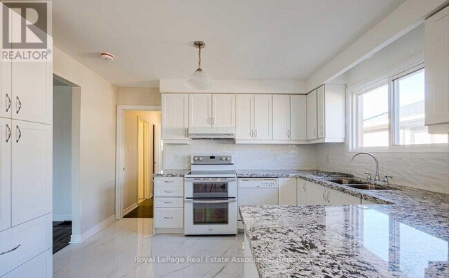 Photo - 2393 Whaley Dr