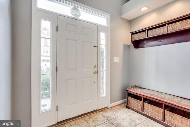 Photo - 25242 Dunvegan Square