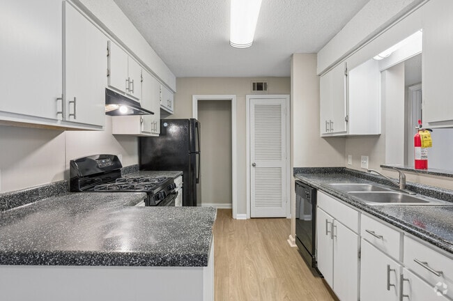 Classic 3BR, 2BA - 1,238SF - Kitchen
